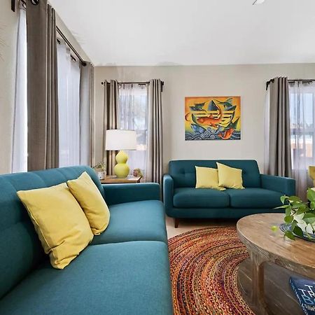 Spacious Centrally Located New 2 Bedroom Property! Inglewood Exterior foto