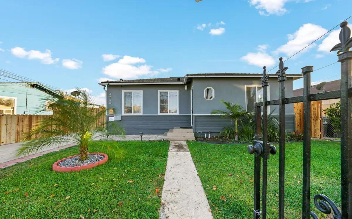 Spacious Centrally Located New 2 Bedroom Property! Inglewood Exterior foto