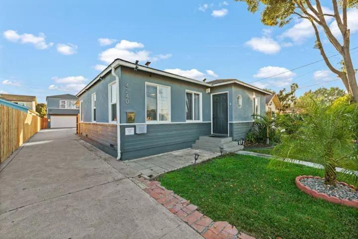 Spacious Centrally Located New 2 Bedroom Property! Inglewood Exterior foto